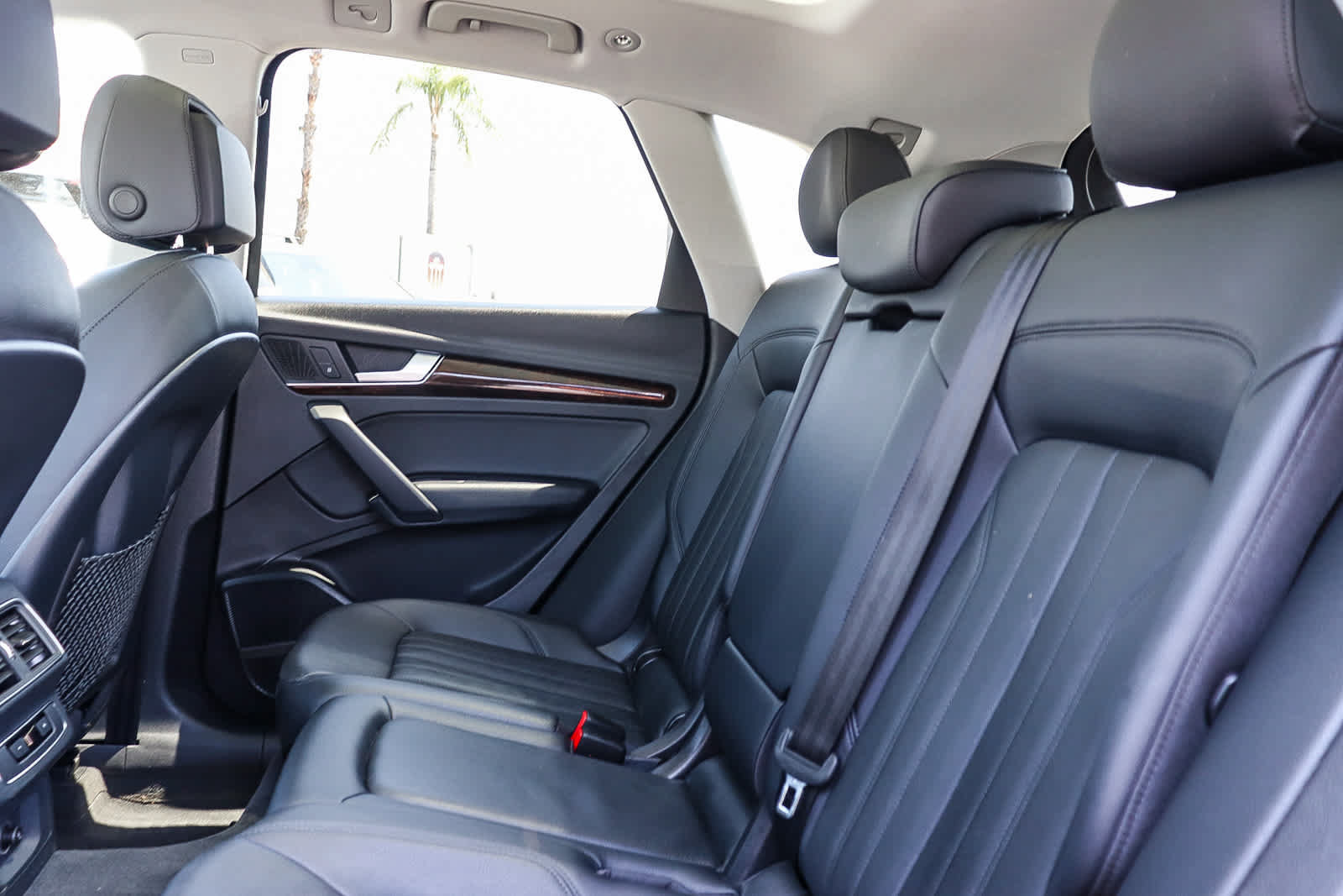 Used 2018 Audi Q5 2.0T Premium Plus w/ Premium Plus Package AWD/4WD image 24
