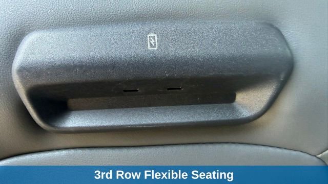 Used 2025 Ford Expedition Active AWD/4WD image 33