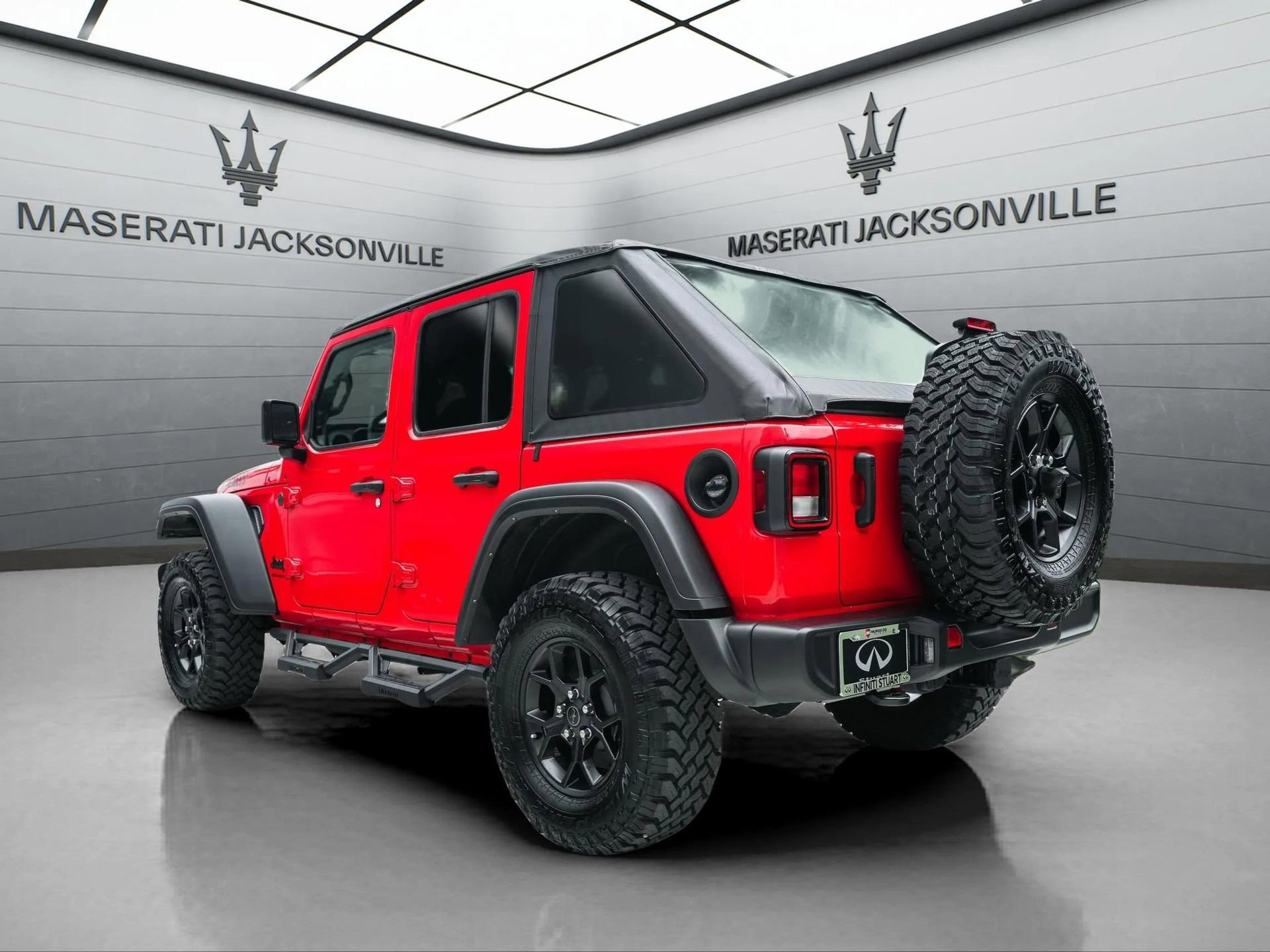 Used 2024 Jeep Wrangler Willys image 3
