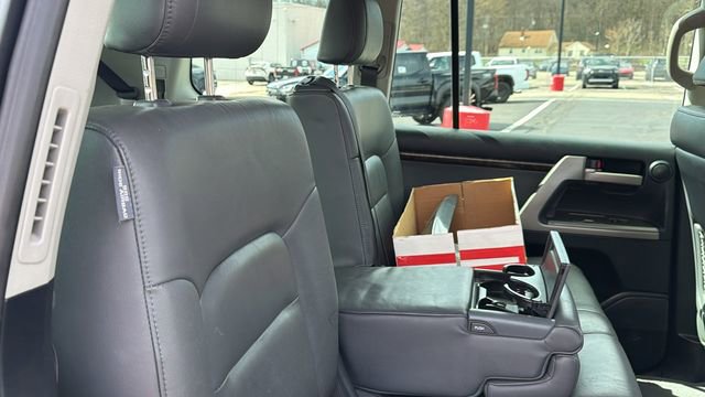 Used 2008 Toyota Land Cruiser image 33