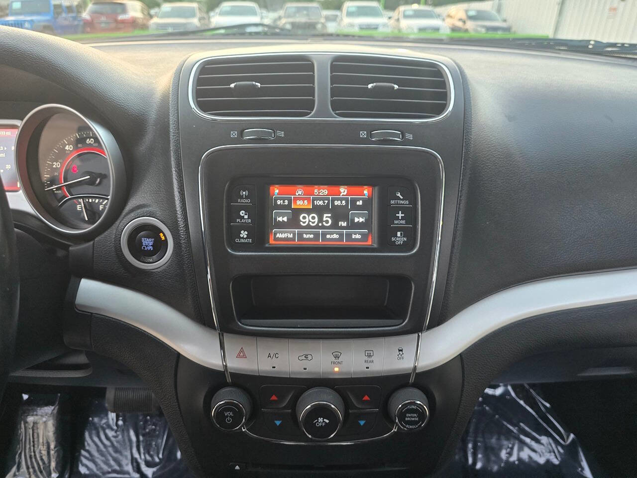 Used 2016 Dodge Journey SXT image 33