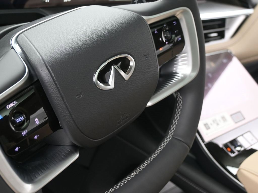 New 2026 INFINITI QX80 Pure image 13