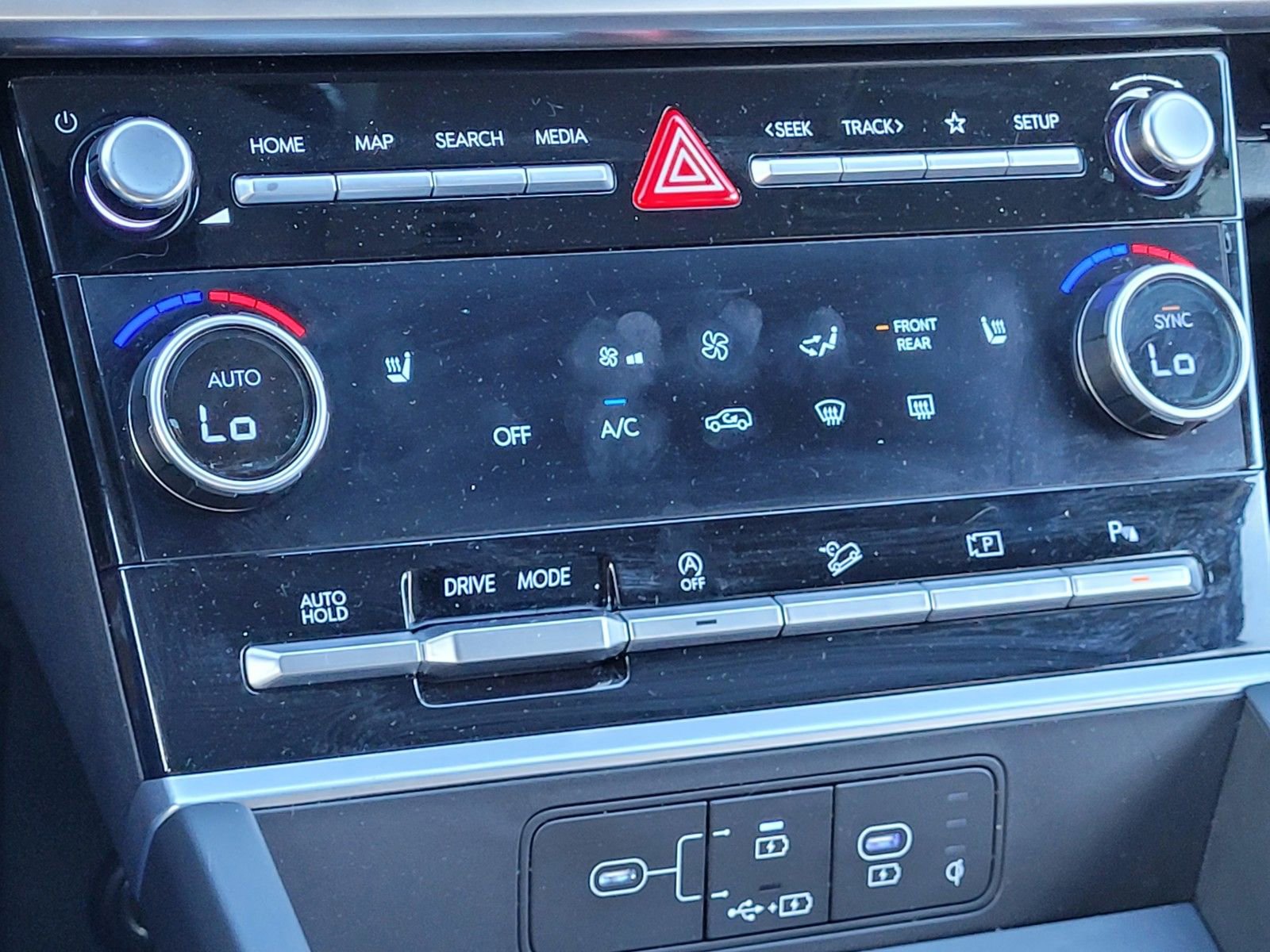 Used 2026 Hyundai Santa Fe SEL FWD image 26