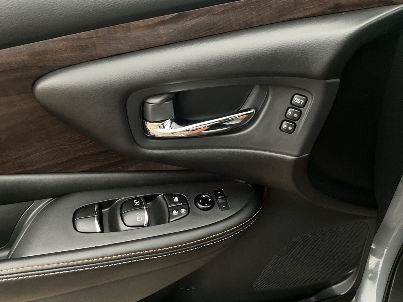 Used 2023 Nissan Murano Platinum w/ Cargo Package FWD image 20