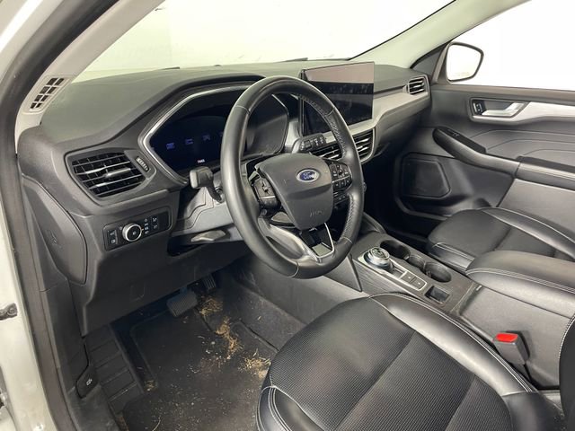 Certified 2023 Ford Escape Platinum AWD/4WD image 3
