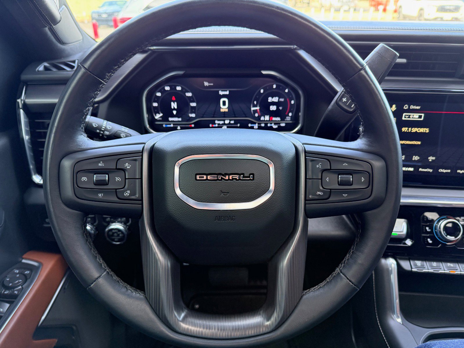 Certified 2025 GMC Sierra 3500 Denali Ultimate image 24