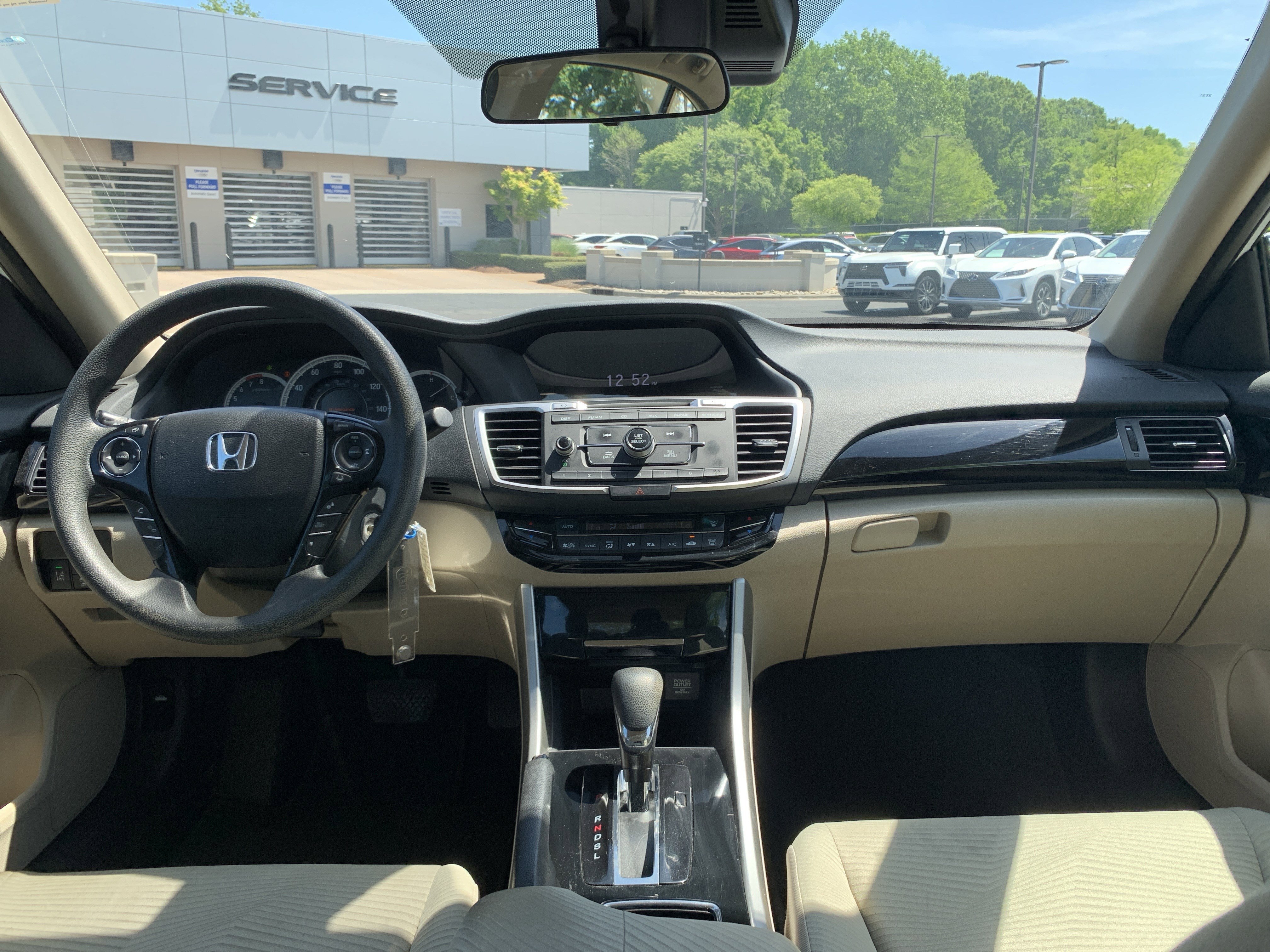 Used 2017 Honda Accord LX image 29