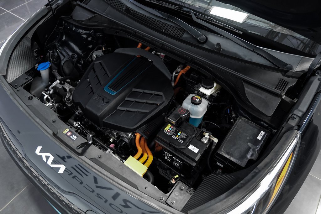 Used 2022 Kia Niro EX image 56