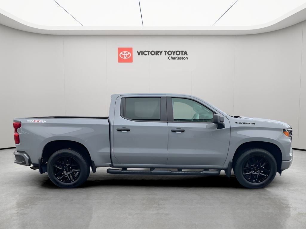 Used 2024 Chevrolet Silverado 1500 Custom w/ Turbomax Blackout Package image 35