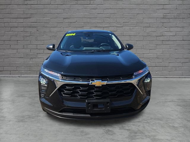 Used 2024 Chevrolet Trax LS w/ Driver Confidence Package FWD image 9