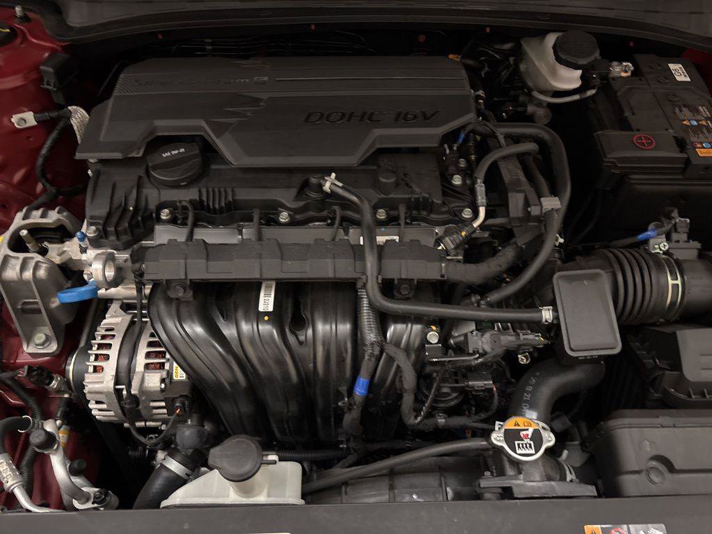 New 2025 Hyundai Elantra Sport image 24