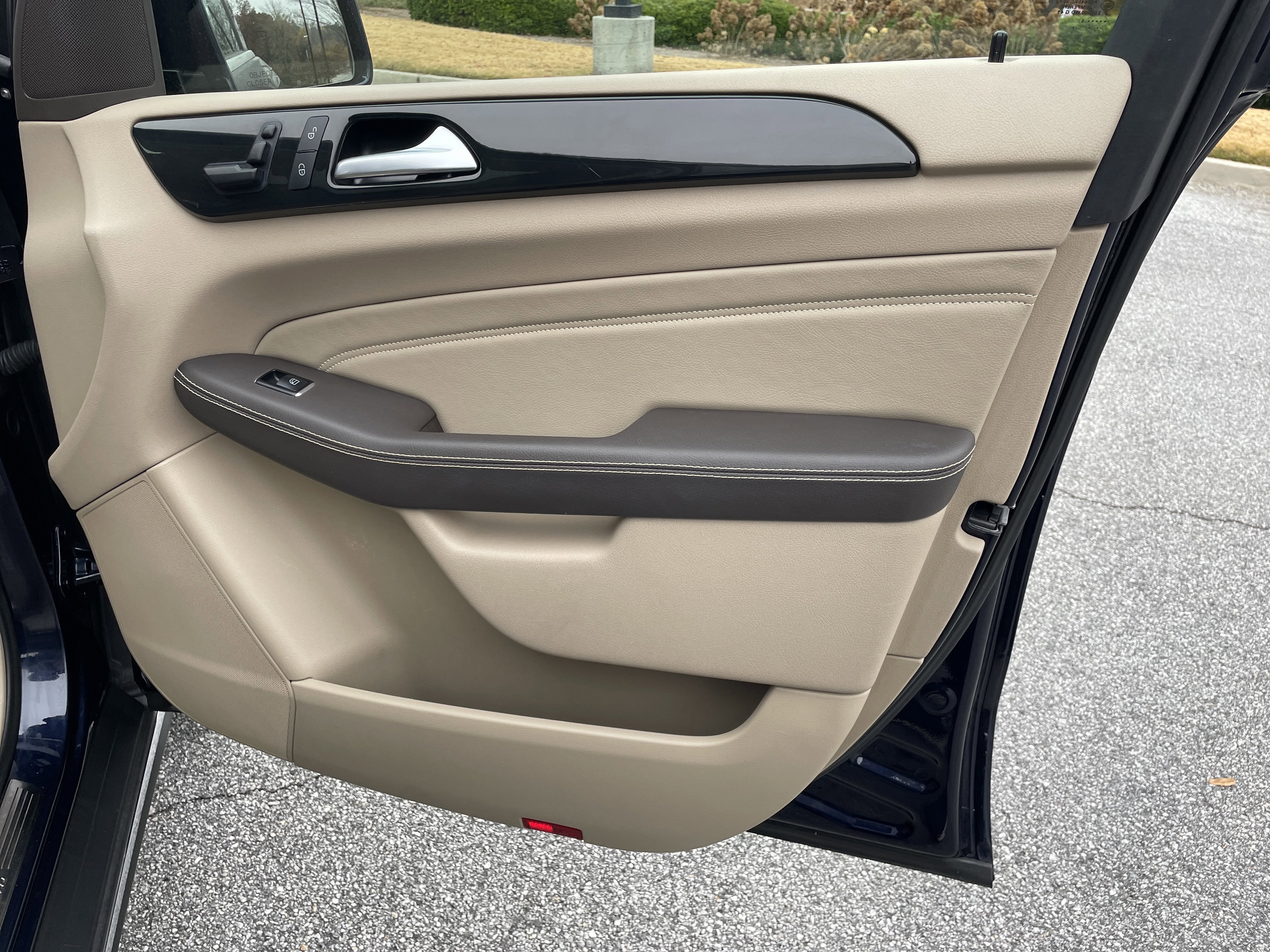 Used 2015 Mercedes-Benz ML 350 4MATIC image 44