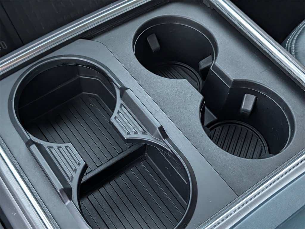 Used 2022 Ford F250 Limited w/ FX4 Off-Road Package image 17