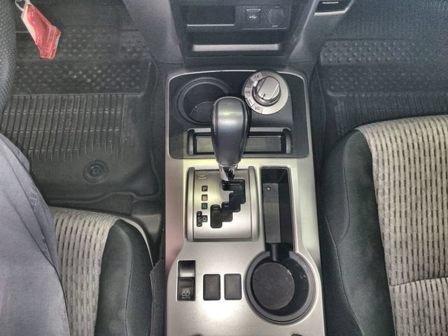 Used 2020 Toyota 4Runner SR5 AWD/4WD image 20