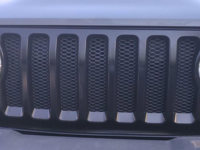 Used 2020 Jeep Wrangler Sport image 24