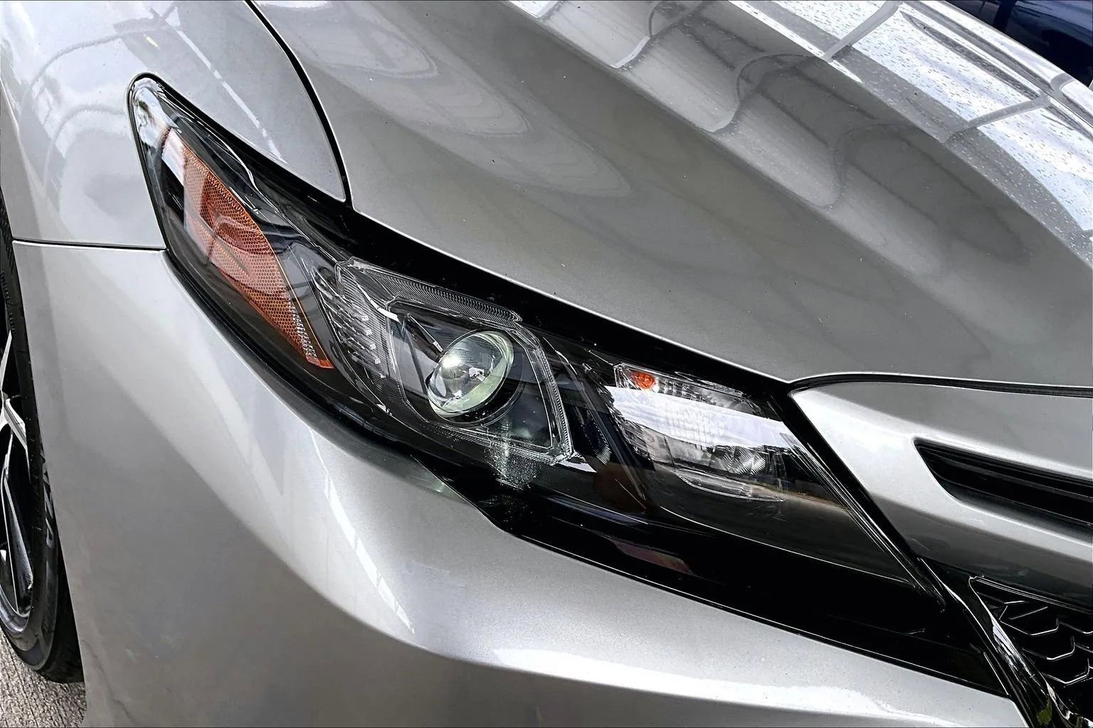 Used 2021 Toyota Camry SE FWD image 28