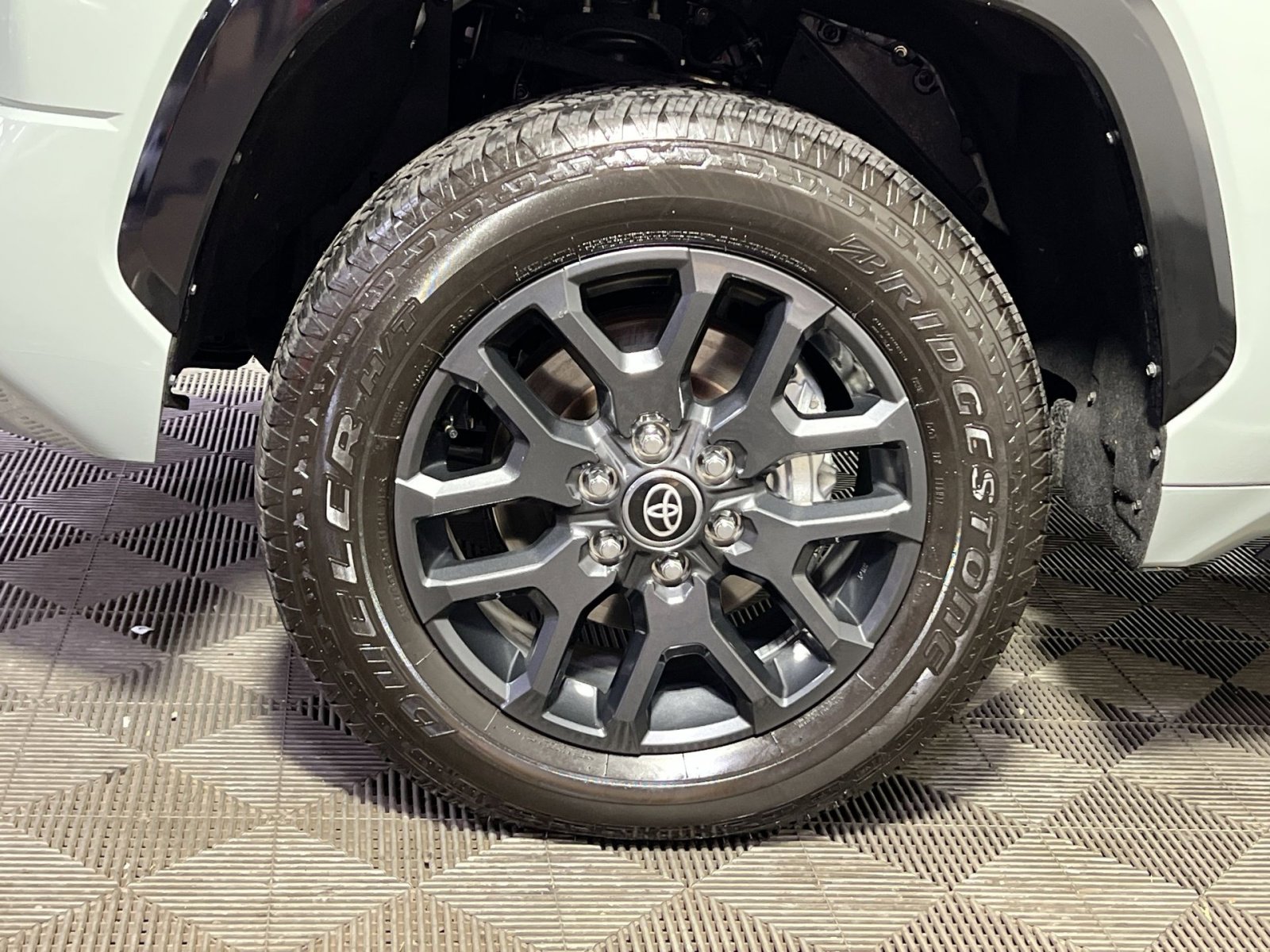 Used 2025 Toyota Tundra Platinum image 13