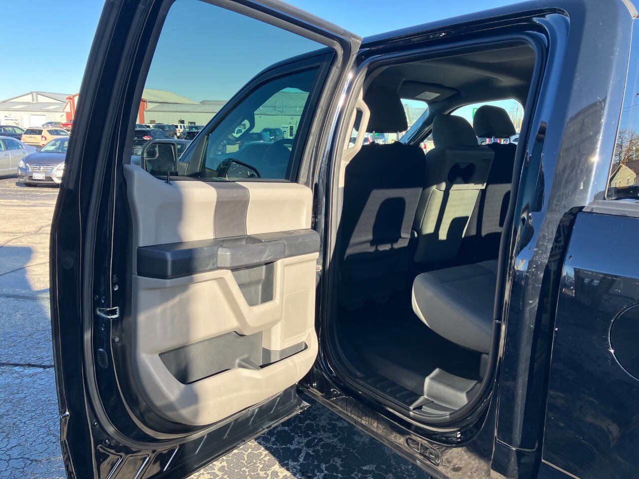 Used 2017 Ford F150 XL w/ Equipment Group 101A Mid image 11