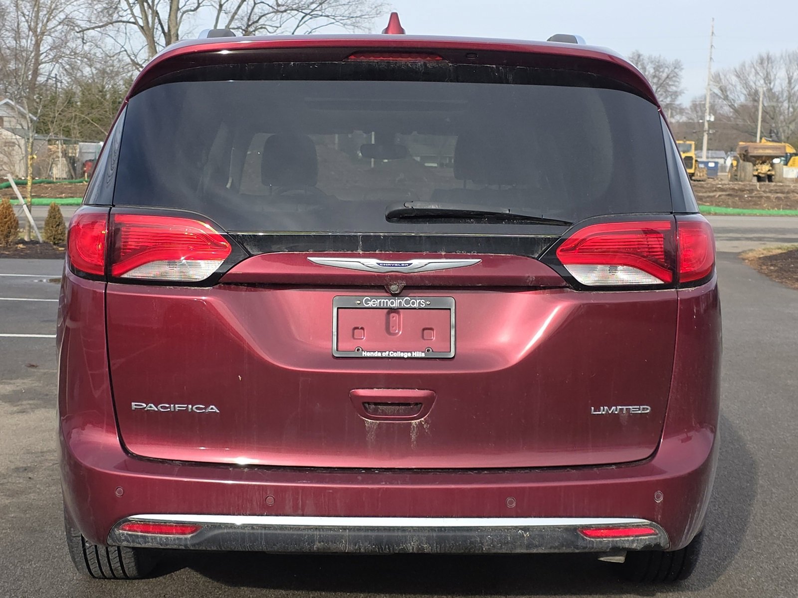 Used 2020 Chrysler Pacifica Limited image 24