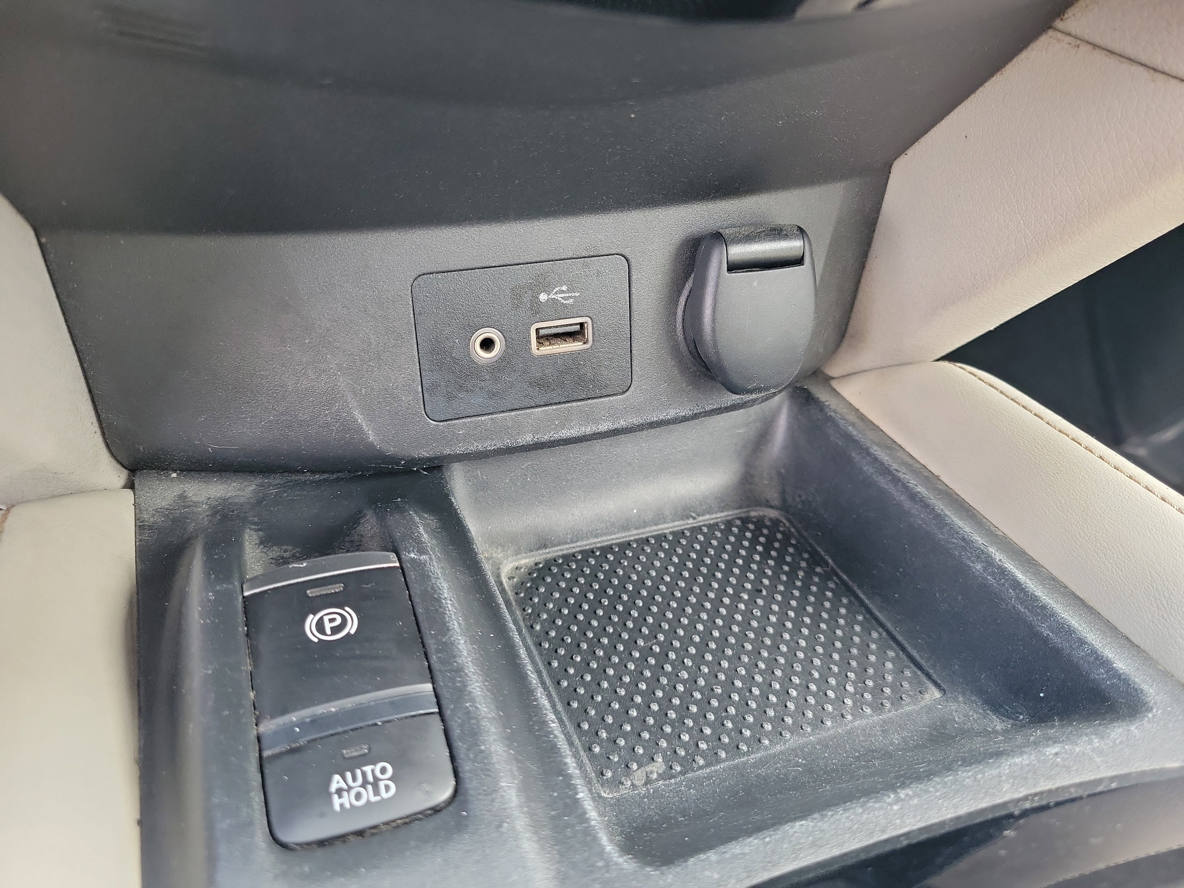 Used 2020 Nissan Rogue Sport SL w/ Premium Package image 32