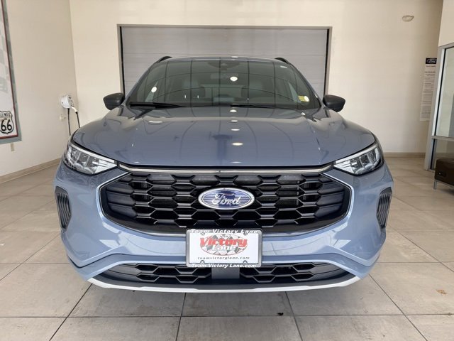 Used 2024 Ford Escape ST-Line image 2
