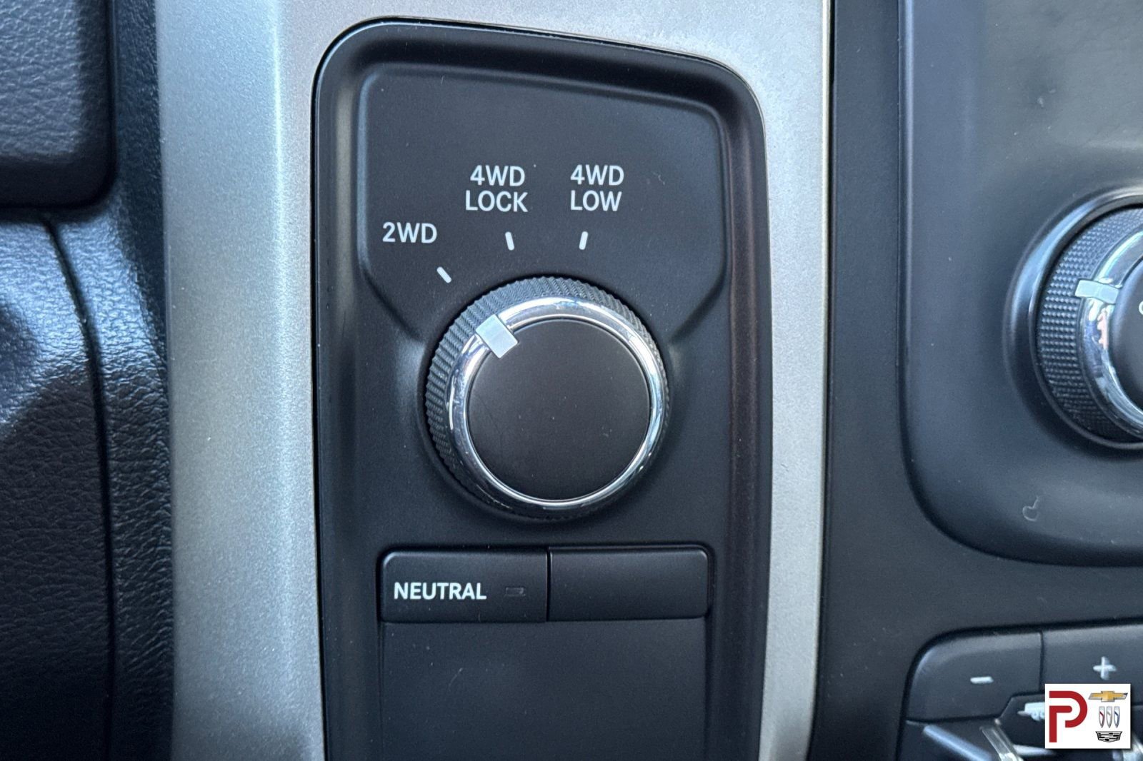 Used 2014 RAM 2500 SLT image 32