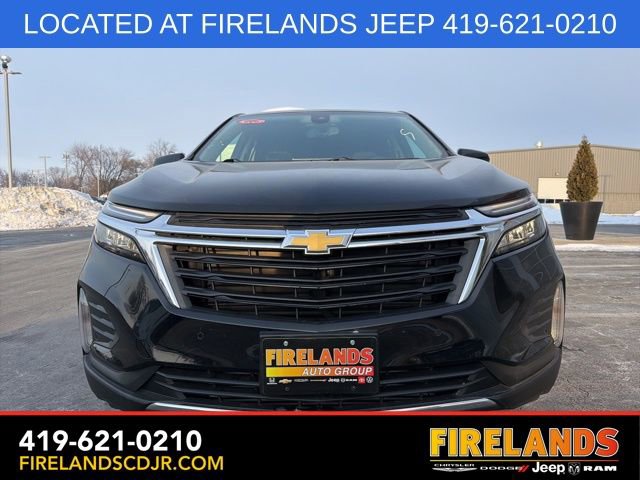 Used 2023 Chevrolet Equinox LT image 2