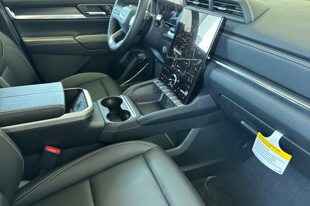 New 2026 GMC Terrain Elevation w/ Elevation Premium Package AWD/4WD image 18