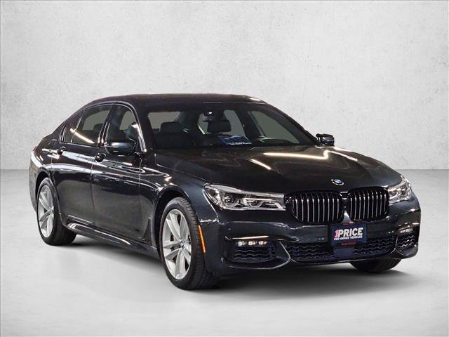 Used 2017 BMW ALPINA B7 xDrive AWD/4WD image 3