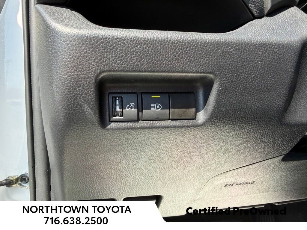 Used 2024 Toyota RAV4 Adventure AWD/4WD image 22