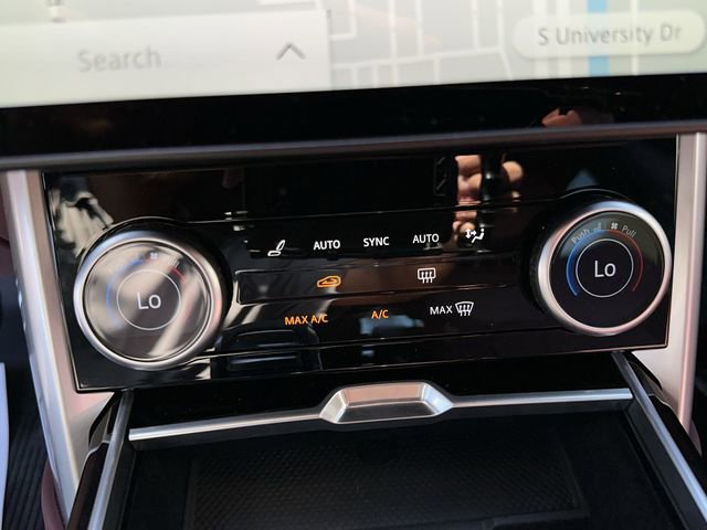 Used 2023 Land Rover Range Rover SE image 26