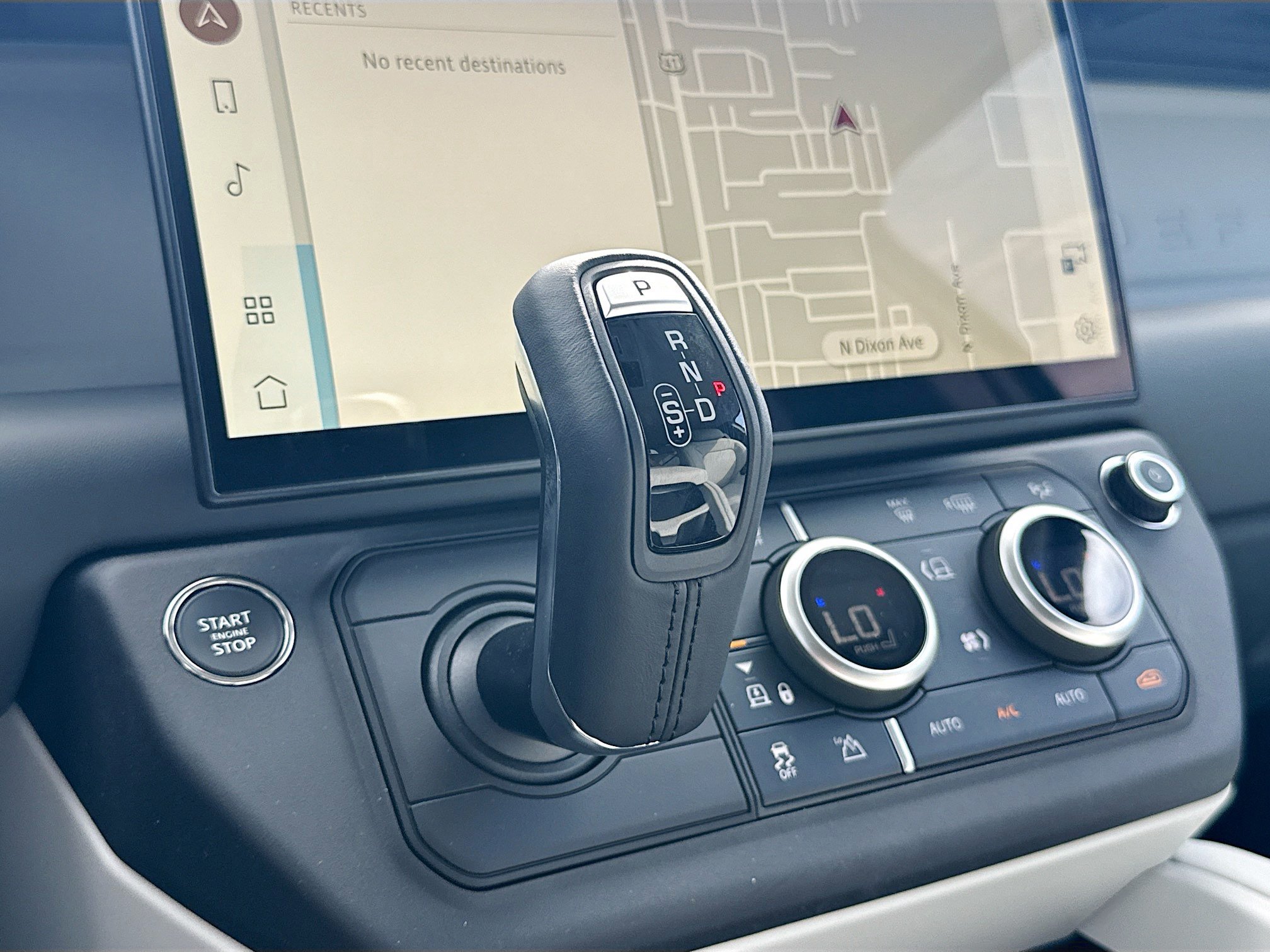 New 2026 Land Rover Defender 110 X-Dynamic SE AWD/4WD image 29