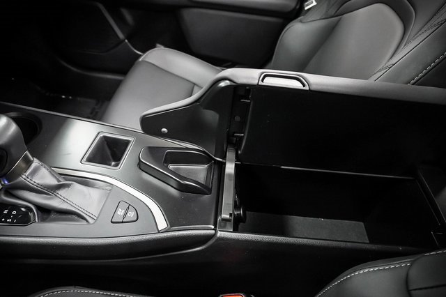 Certified 2024 Lexus UX 250h FWD image 18