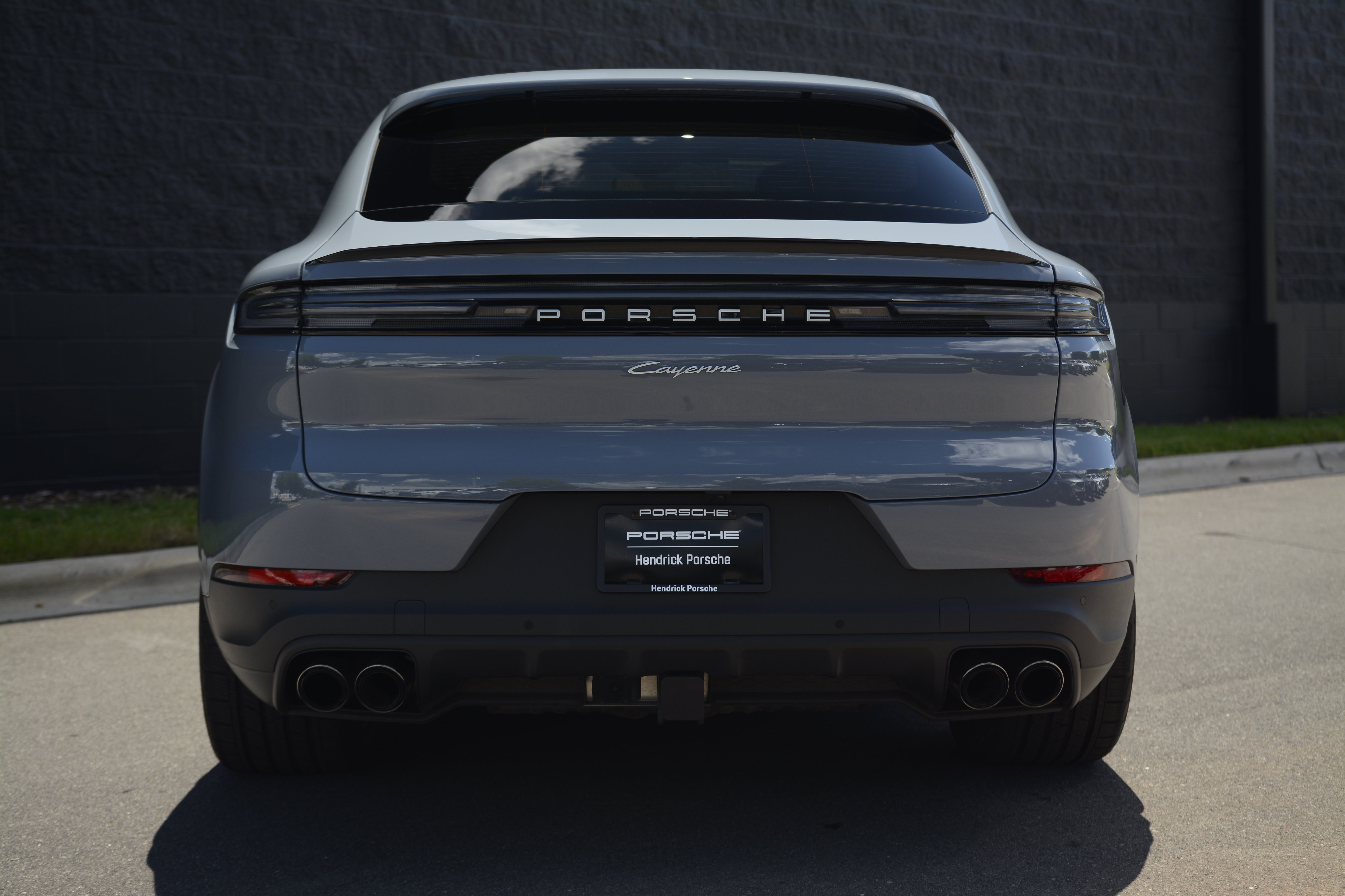 Certified 2026 Porsche Cayenne Coupe AWD/4WD image 6