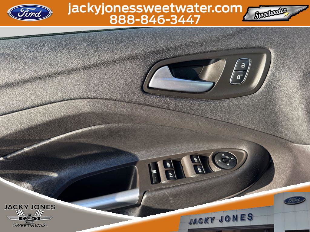 Certified 2018 Ford Escape SE w/ SE Sync 3 Package image 18
