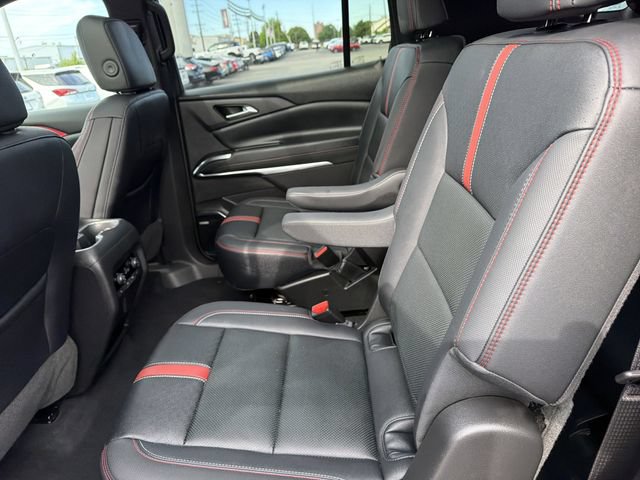 Used 2026 Chevrolet Traverse RS AWD/4WD image 12