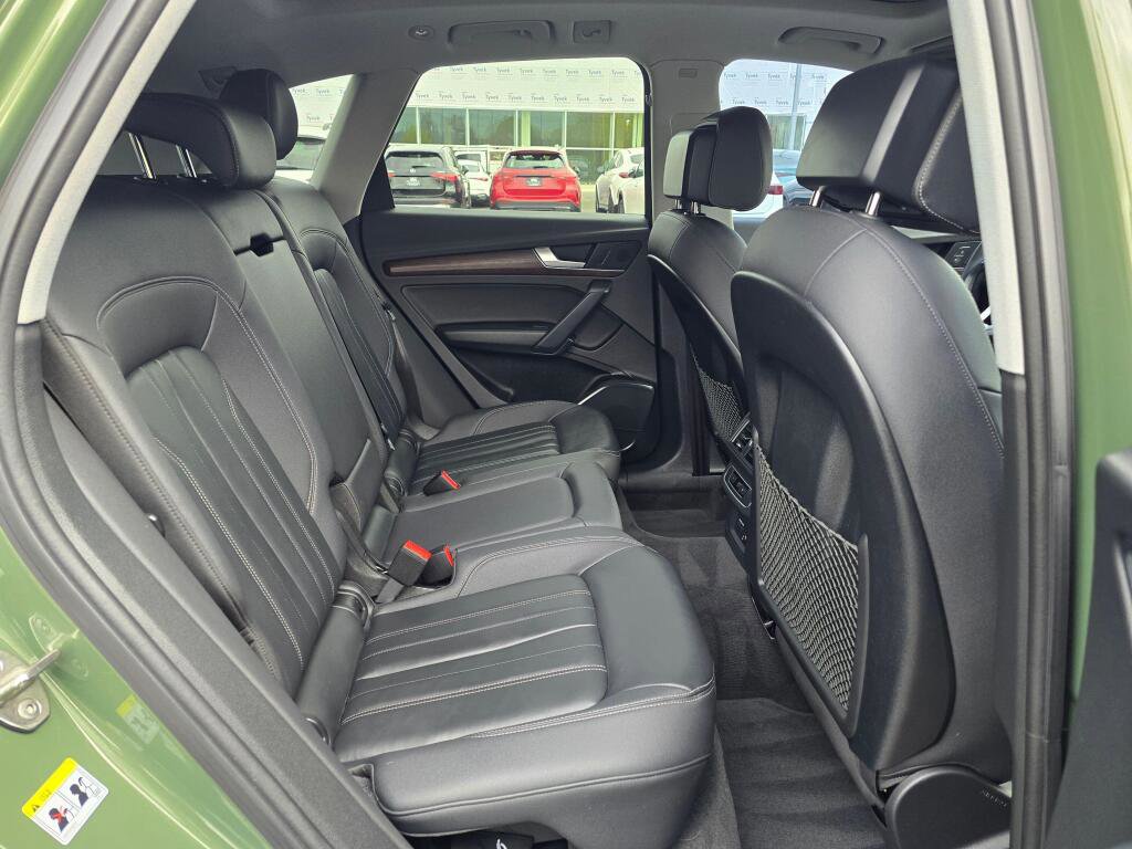 Used 2023 Audi Q5 2.0T Premium w/ Convenience Package image 25