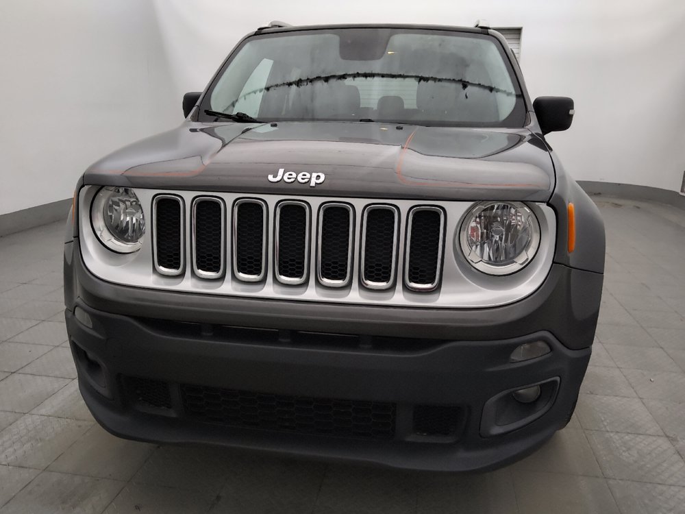 Used 2017 Jeep Renegade Limited FWD image 15