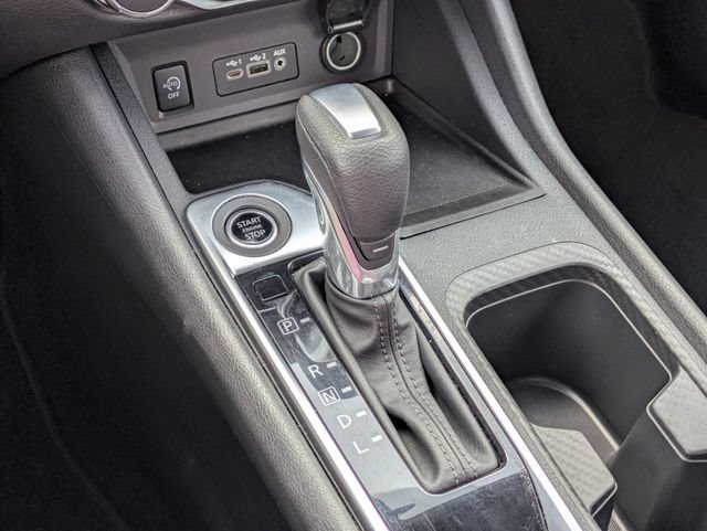 Used 2025 Nissan Sentra SV FWD image 23