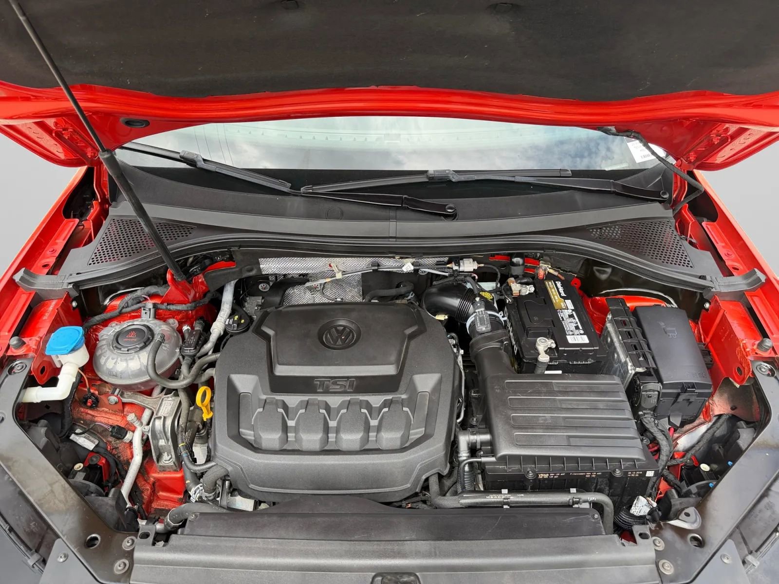 Used 2019 Volkswagen Tiguan SE image 37