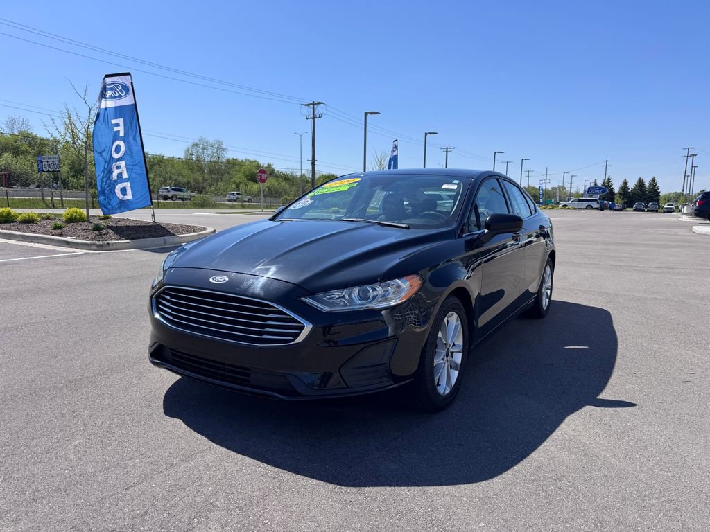Certified 2020 Ford Fusion SE FWD image 2