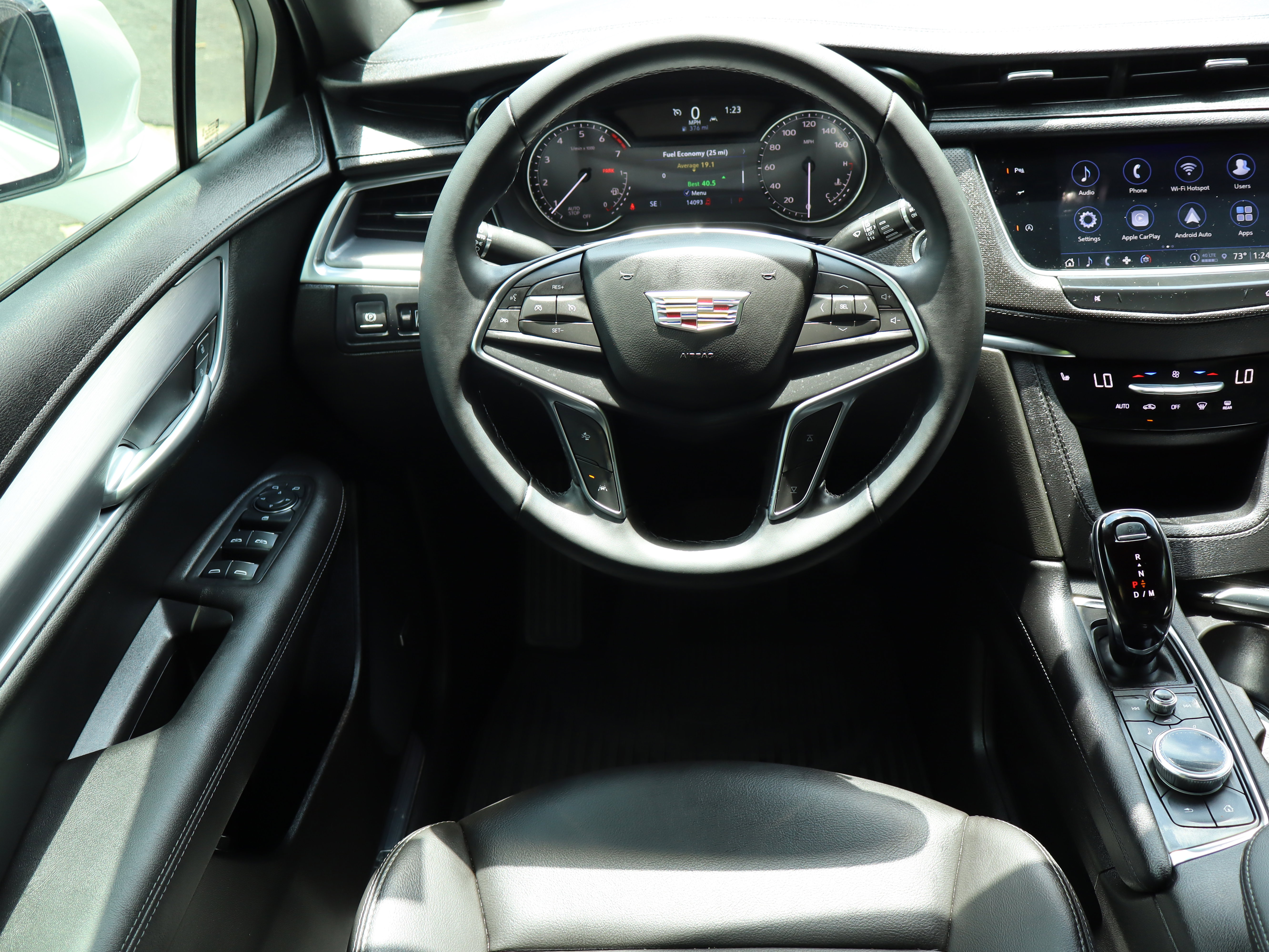 Certified 2024 Cadillac XT5 Luxury FWD image 16