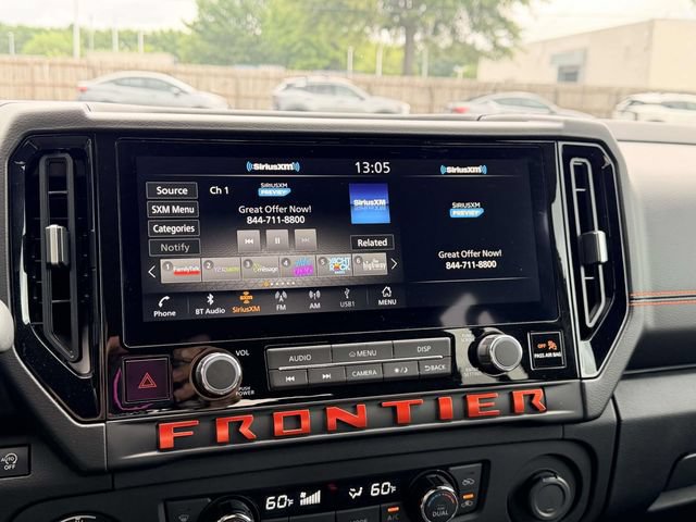 Used 2025 Nissan Frontier PRO-4X AWD/4WD image 19