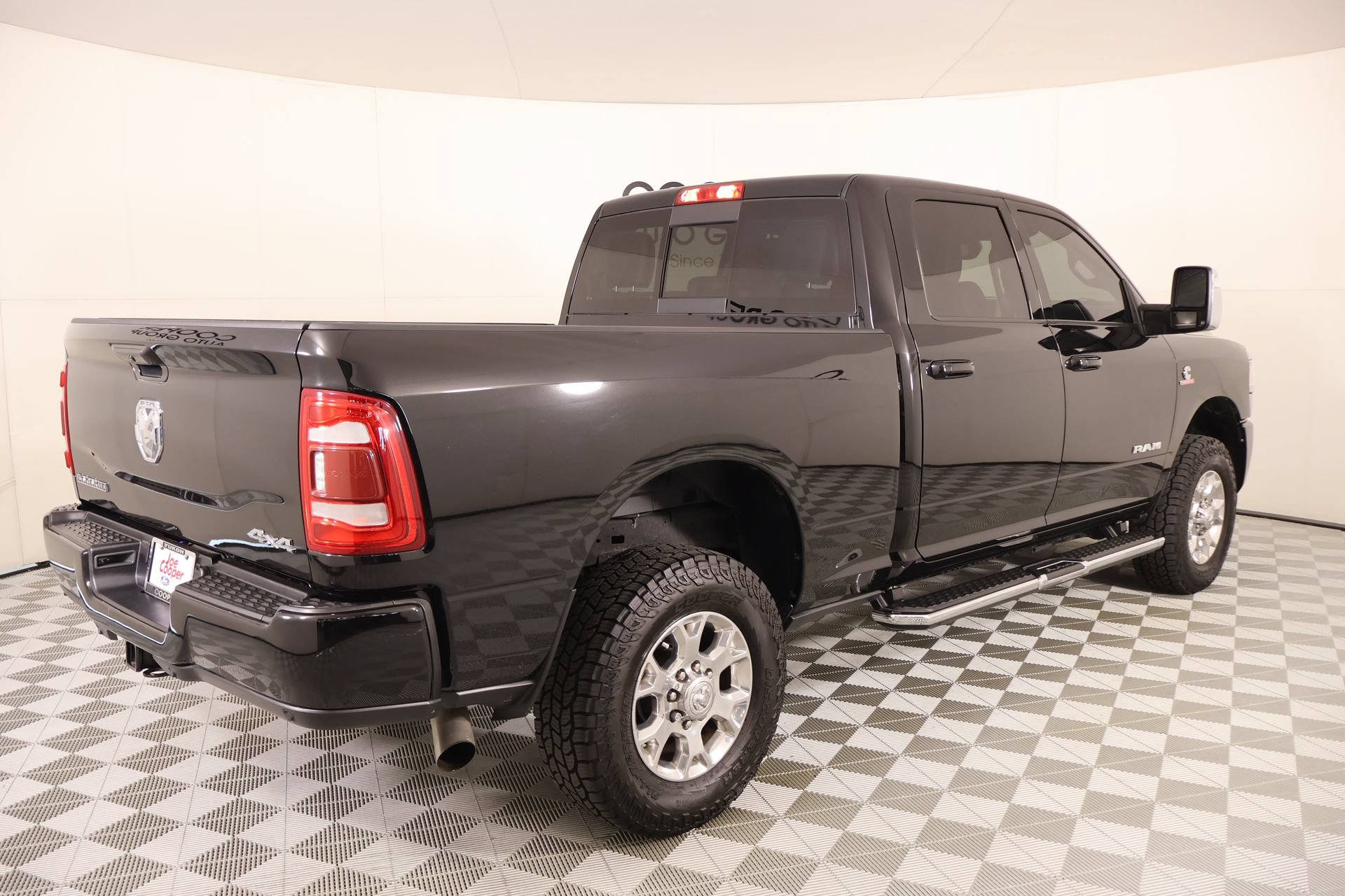 Used 2023 RAM 2500 Laramie AWD/4WD image 21