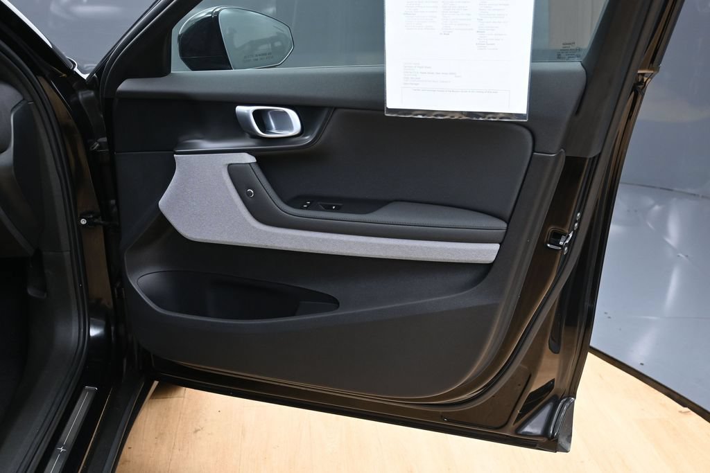 Used 2024 Polestar Polestar 2 RWD image 23