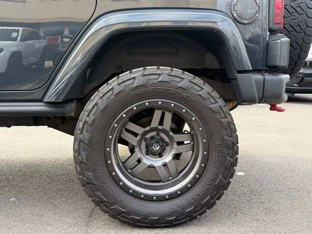 Used 2016 Jeep Wrangler Unlimited Rubicon image 18