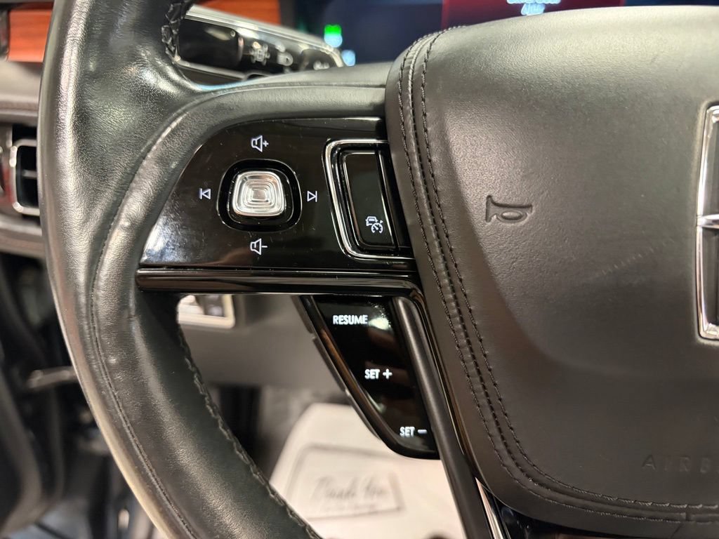Used 2021 Lincoln Aviator Reserve w/ Equipment Group 202A AWD/4WD image 16