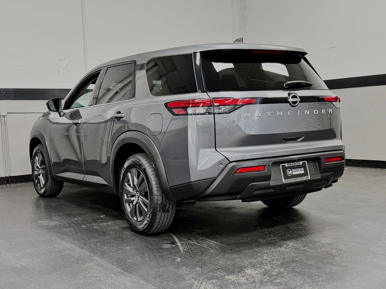Used 2022 Nissan Pathfinder S FWD image 10