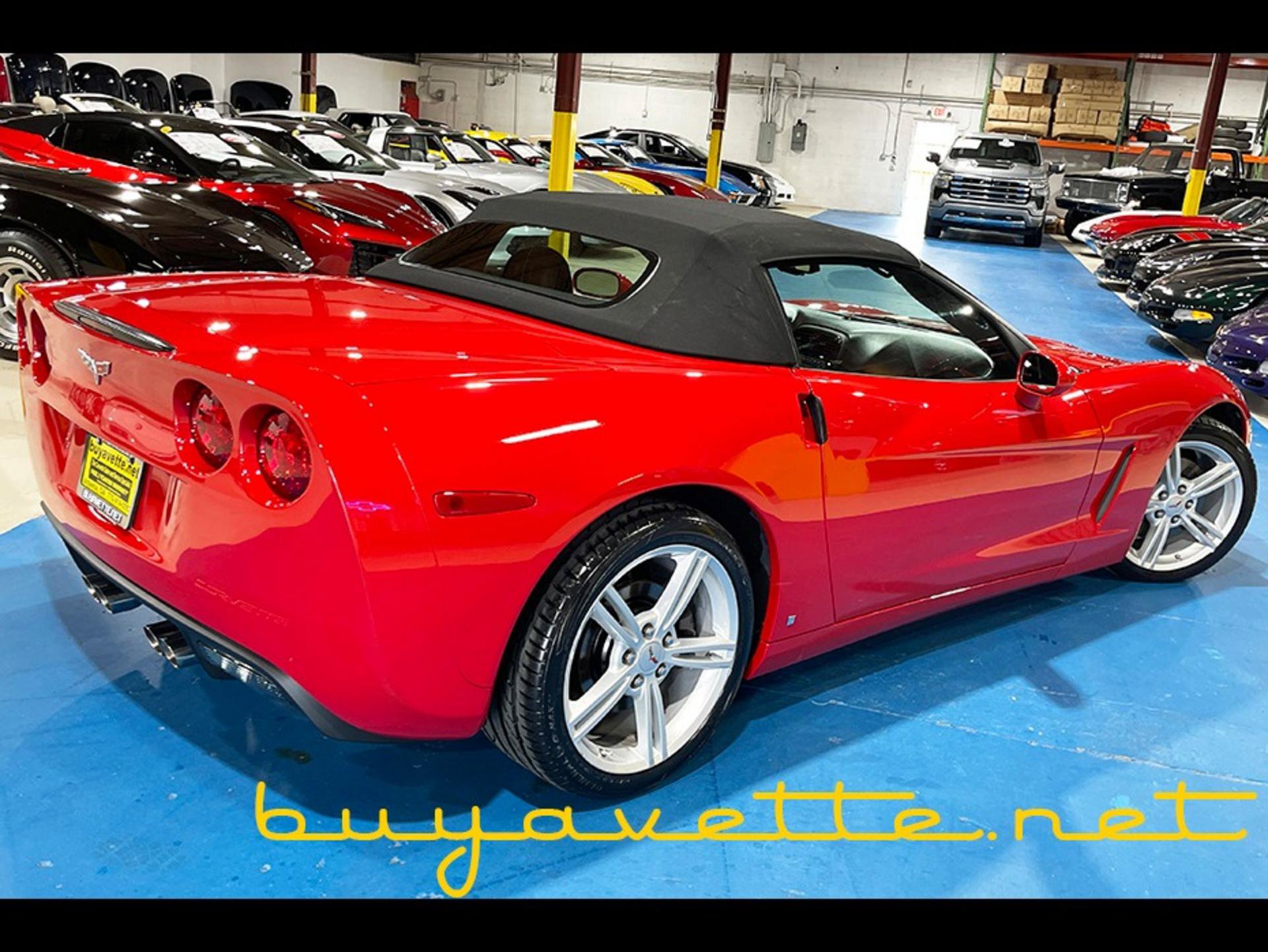 Used 2008 Chevrolet Corvette Convertible RWD image 3