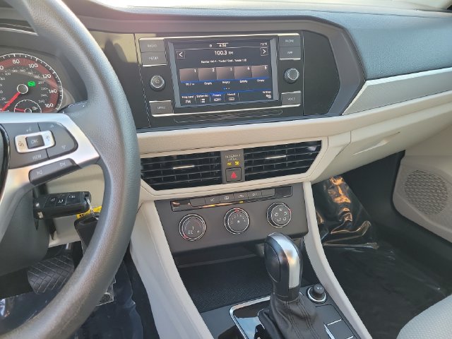 Used 2021 Volkswagen Jetta S FWD image 21